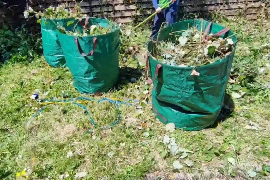 How Yard Waste Removal Supports Seasonal Lawn Maintenance in Hobe Sound, FL How Yard Waste Removal Supports Seasonal Lawn Maintenance in Hobe Sound, FL